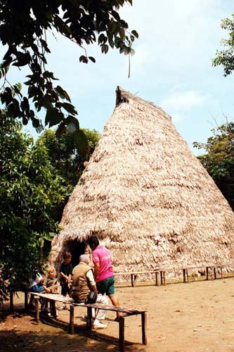 Casa de ceremonias de los indios Yaguas